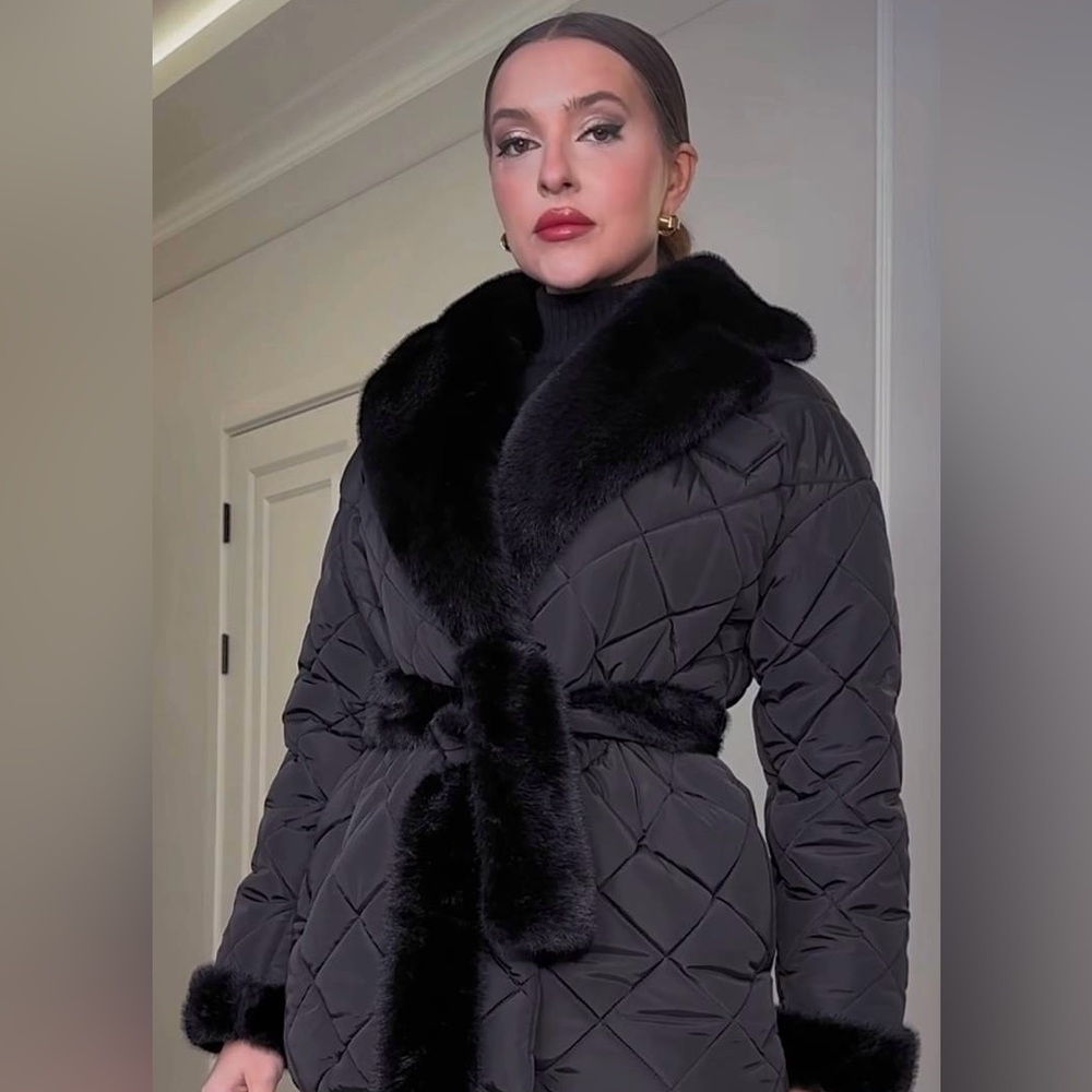 New Elegant Black Quilted Coat with Faux Fur Trim